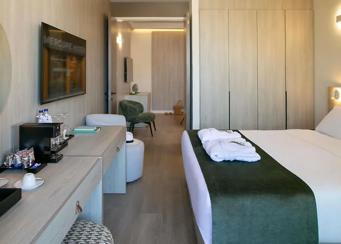 Hotell Mercure Finikoudes Larnaca