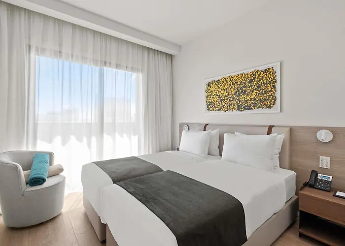 Mercure Finikoudes Hotell Larnaca