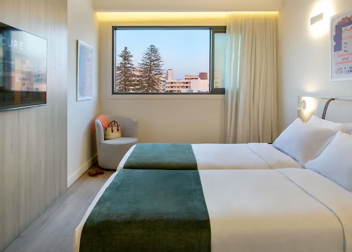 Hotell Mercure Finikoudes 3*