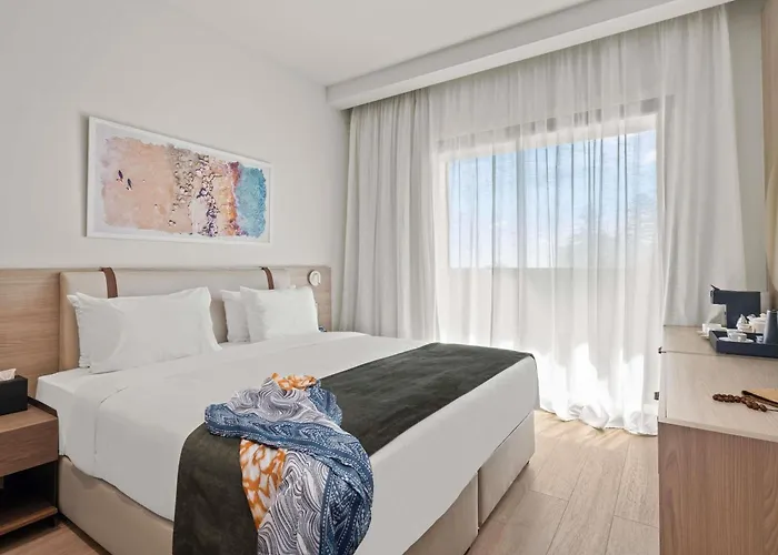 Mercure Finikoudes Hotell Larnaca