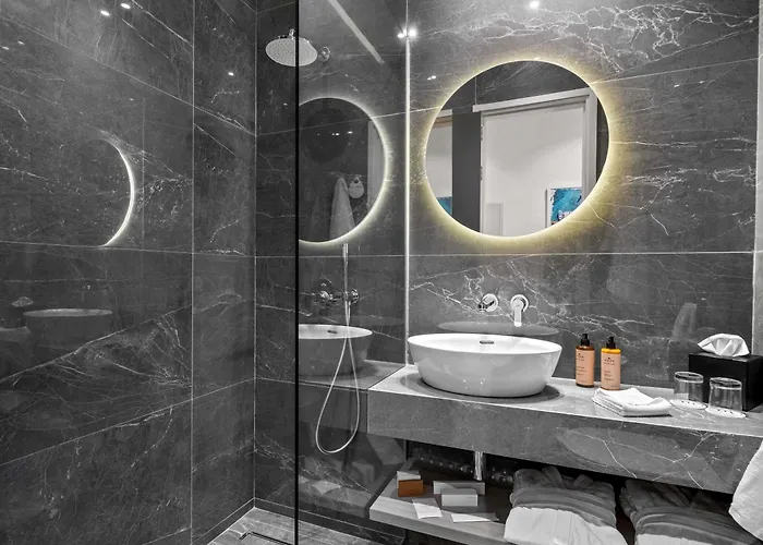 Mercure Finikoudes Hotell 3*