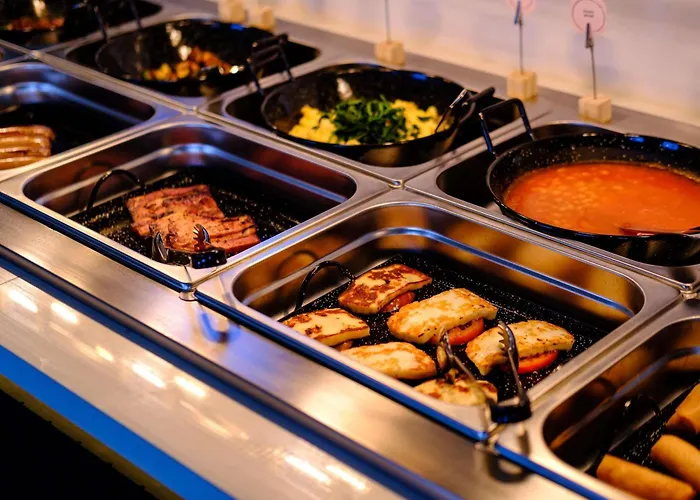 Hotell Mercure Finikoudes