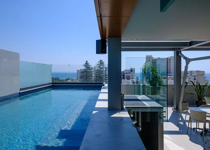 Mercure Finikoudes Hotell 3*