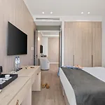 فندق Mercure Finikoudes 3*