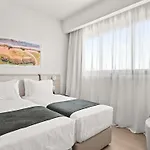 فندق Mercure Finikoudes لارنكا