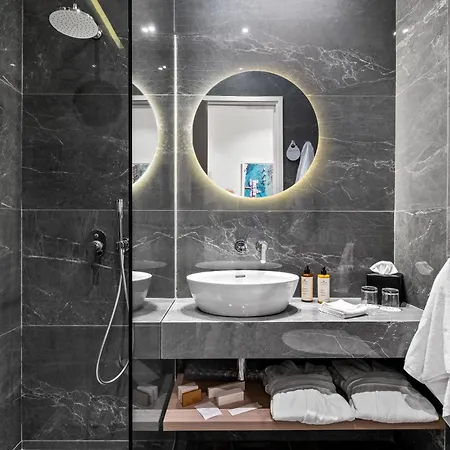 Mercure Finikoudes 3*
