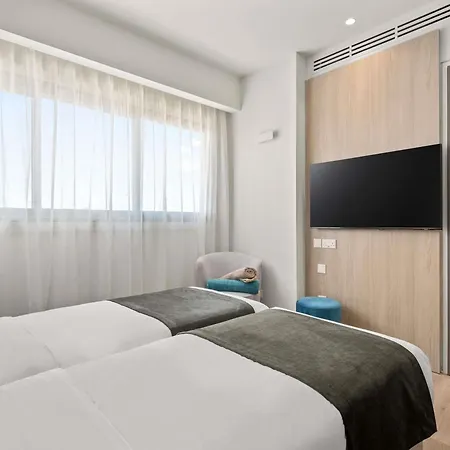 Mercure Finikoudes 酒店 3*