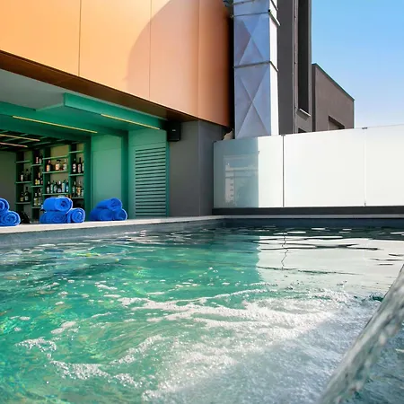 Mercure Finikoudes 酒店 3*