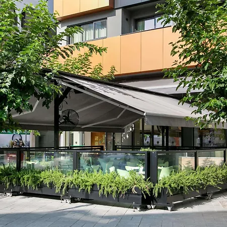 מלון Mercure Finikoudes 3*