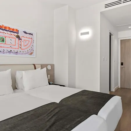 Mercure Finikoudes Hotel Larnaka