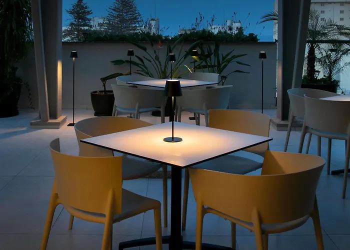 Mercure Finikoudes Lárnaca