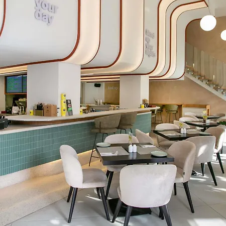 Hotel Mercure Finikoudes