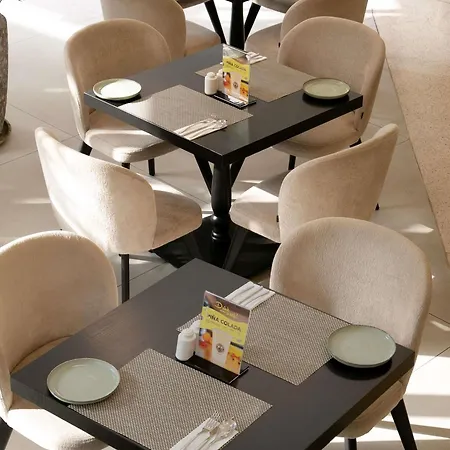 호텔 Mercure Finikoudes 3*