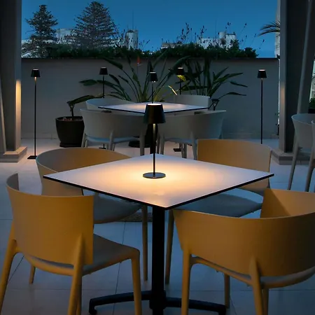 Mercure Finikoudes Larnaca