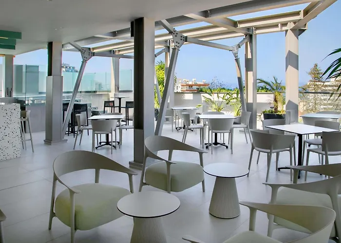 Hotel Mercure Finikoudes